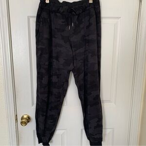Lululemon Camo Joggers 10